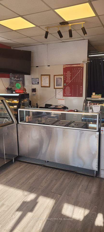 1093 Victoria Park Avenue, Toronto E04, ON M4B 2K2