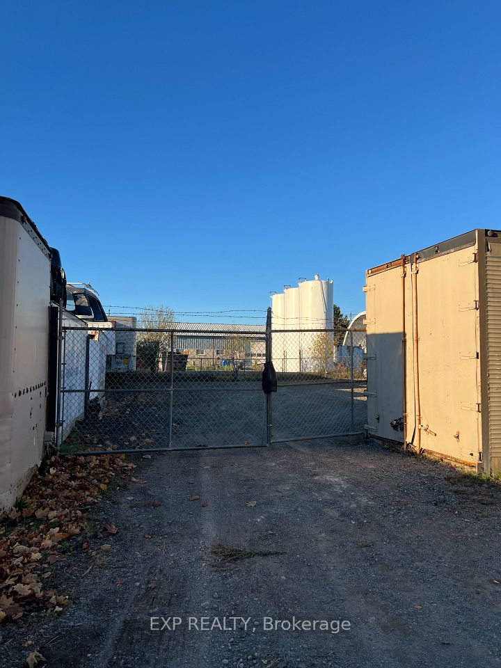 1682 Baseline Road W, Clarington, ON L1E 2S7