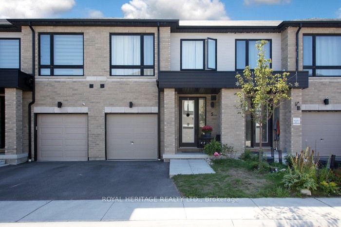 5 Klein Way, Whitby, ON L1R 0S6