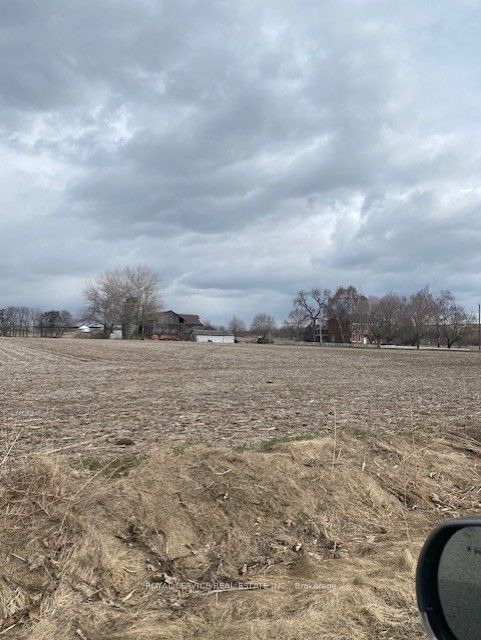 255 & 250 Crago Road, Clarington, ON L1E 0L1