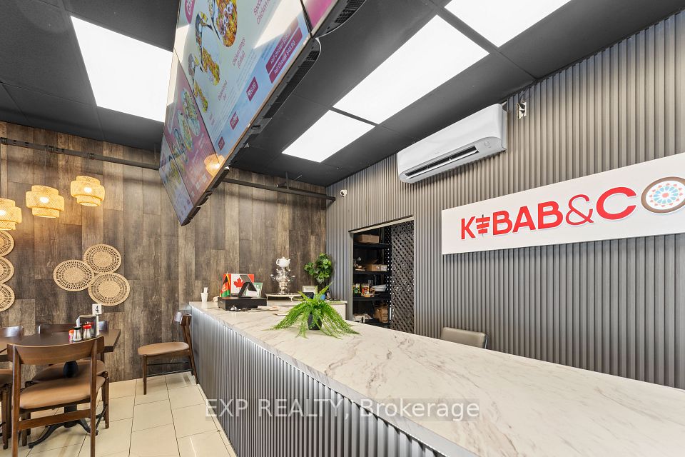 977 O'Connor Drive, Toronto E03, ON M4B 2T1