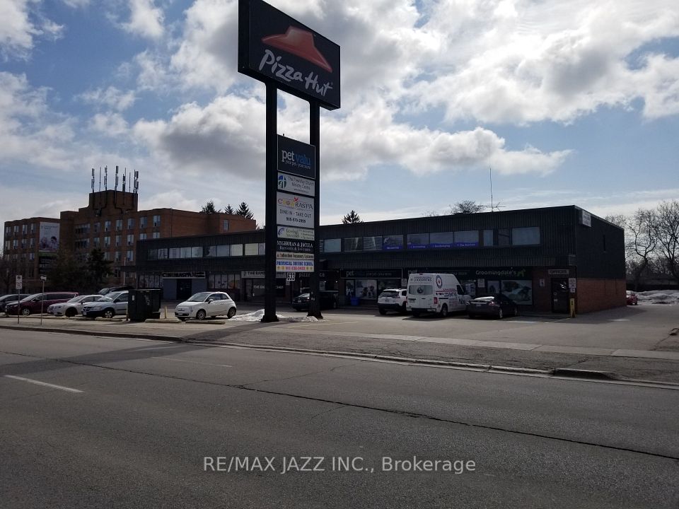 633 King Street E 206, Oshawa, ON L1H 1G3