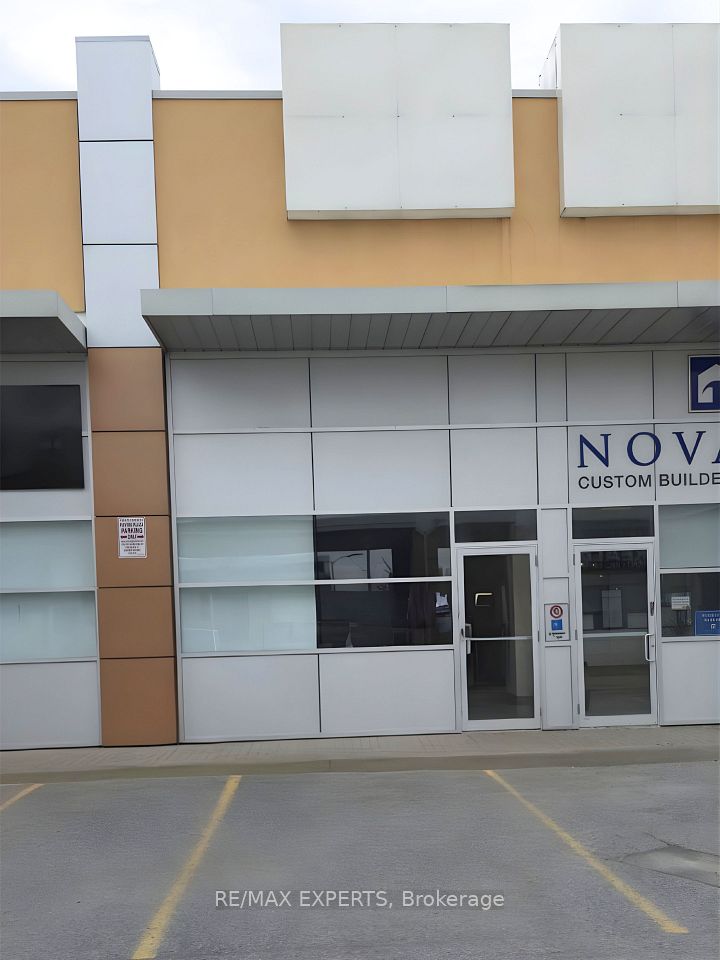 121 Lebovic Avenue 2, Toronto E04, ON M1L 4T7