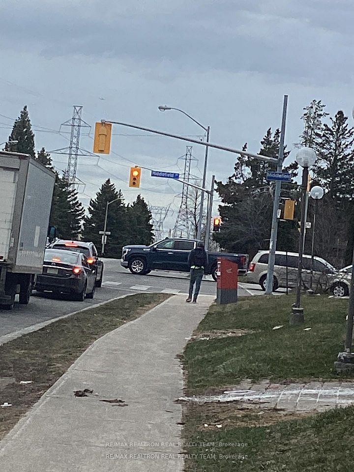 3300 Mcnicoll Avenue 209, Toronto E07, ON M1V 5J6