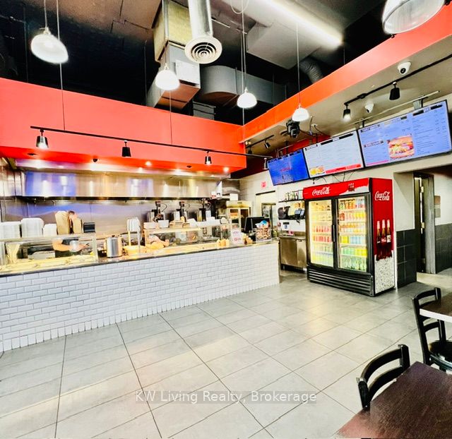 1050 Coxwell Avenue, Toronto E03, ON M4C 3G5