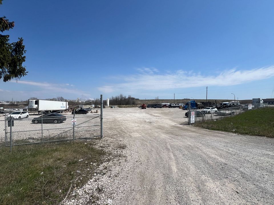 N/A South Blair Street, Whitby, ON L1N 9N2