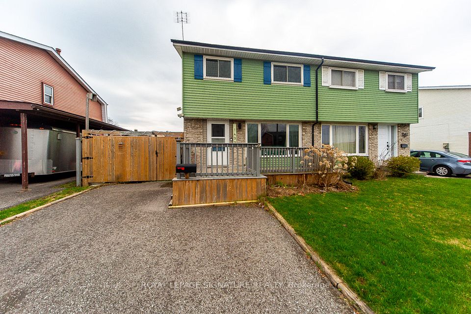 Semi-Detached at 1499 Fenelon Crescent, Oshawa, ON L1J 6G2, Oshawa