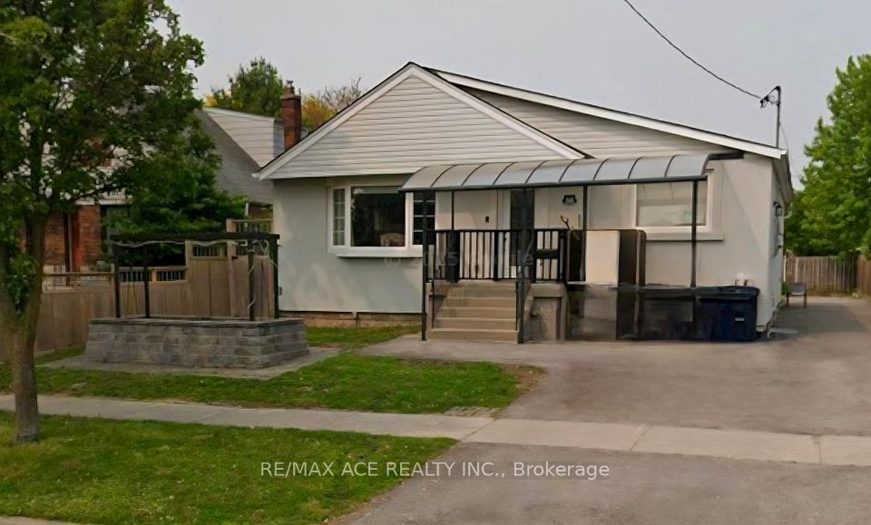66 Portsdown Road, Toronto, ON M1P 1V1 at 66 Portsdown Road, Toronto, ON M1P 1V1, Toronto E04, ON, M1P 1V1