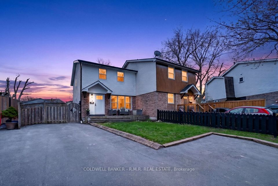 Semi-Detached at 479 Neptune Court, Oshawa, ON L1J 6C9, Oshawa
