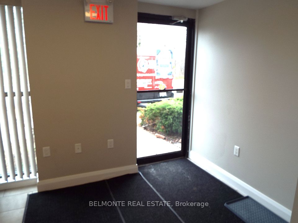 1621 Mcewen Drive 19, Whitby, ON L1N 9A5
