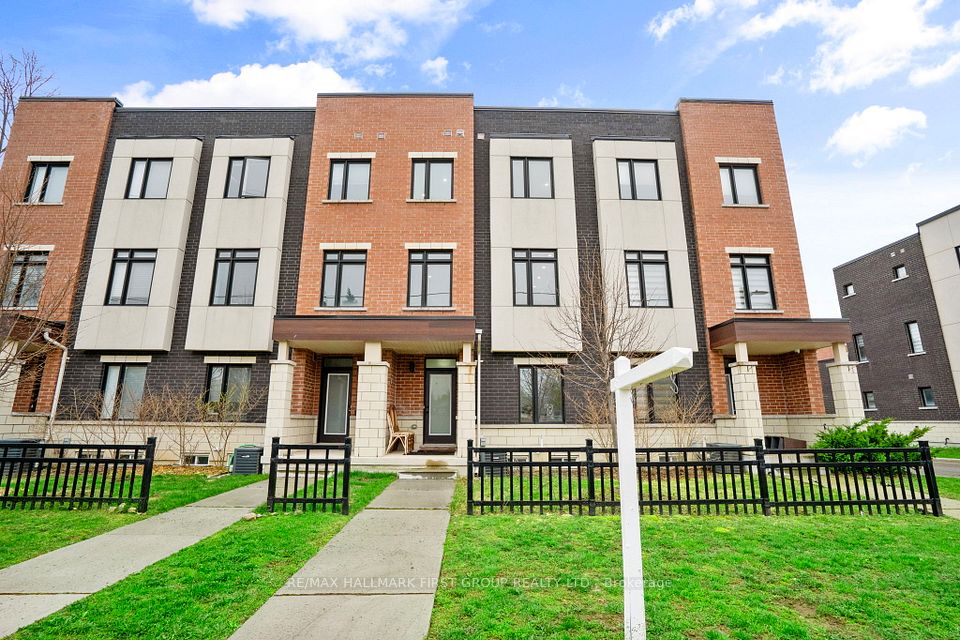 Att/Row/Townhouse at 990 Kicking Horse Path, Oshawa, ON L1J 0B4, Oshawa