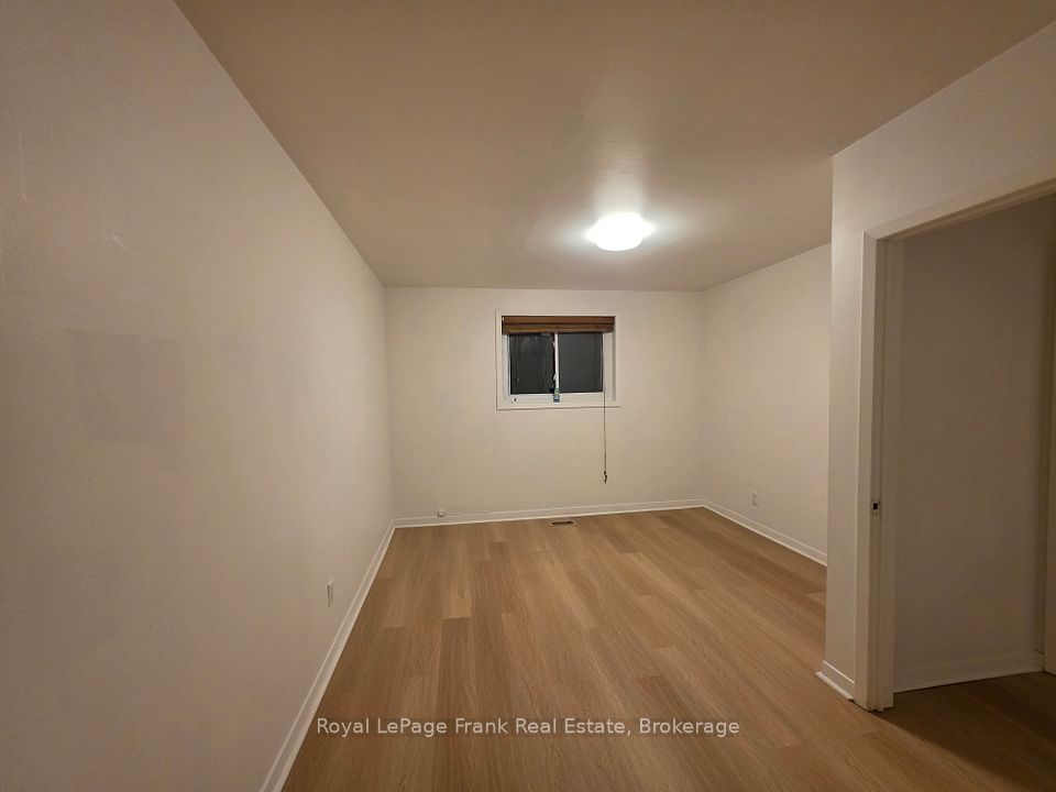 Semi-Detached  at 813 Zator Avenue, Pickering, ON L1W 1X8, Pickering