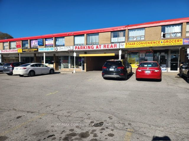 2404 Eglinton Avenue E 5, Toronto E04, ON M1K 2P3