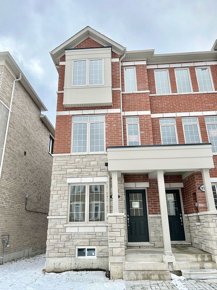 Att/Row/Townhouse at 939 Crowsnest Hollow, Pickering, ON L1X 0P4, Pickering