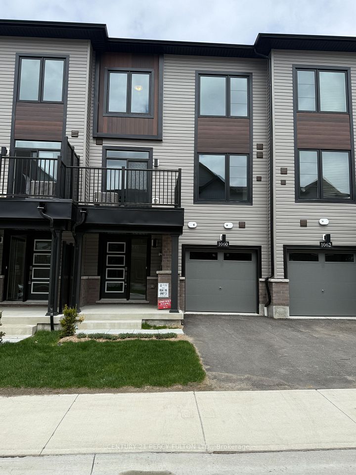 Att/Row/Townhouse at 1060 Honeycomb Path, Oshawa, ON L1H 8L7, Oshawa