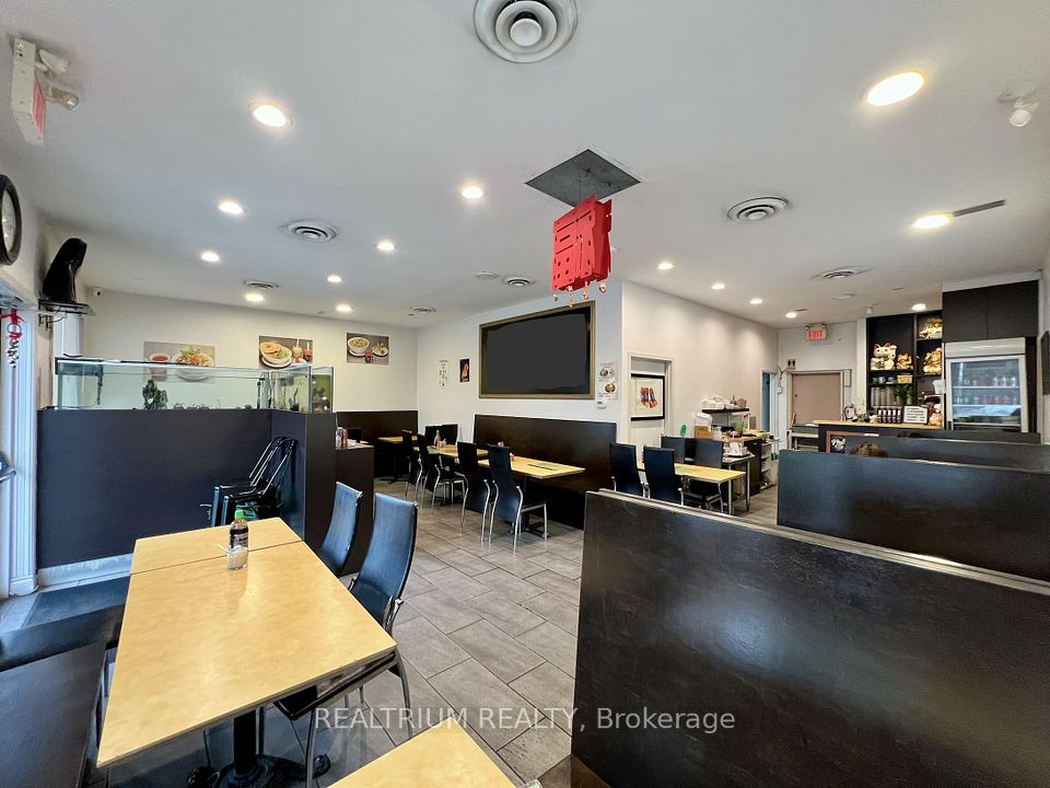 58 Redlea Avenue, Toronto E07, ON M1V 4S3