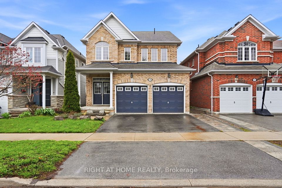 Detached at 9 Shrewsbury Drive, Whitby, ON L1M 0C9, Whitby