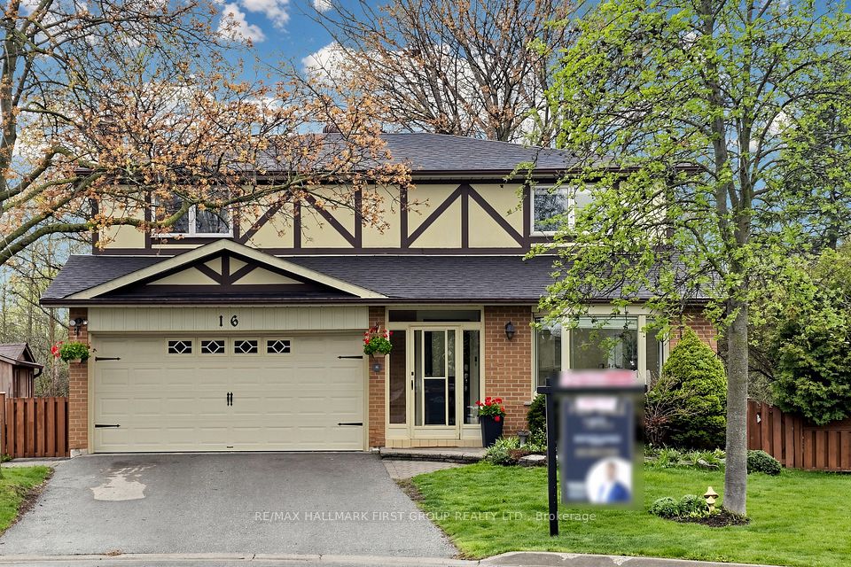 Detached at 16 Mcfarlane Court, Whitby, ON L1N 5T8, Whitby