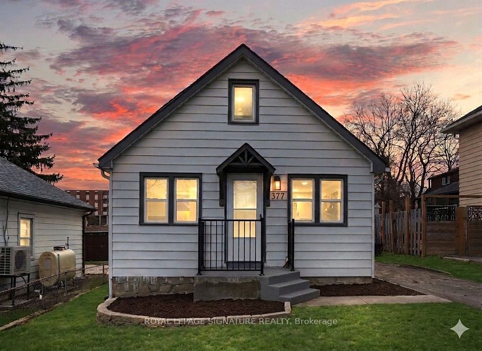 Detached at 377 Adelaide Avenue W, Oshawa, ON L1J 2R7, Oshawa