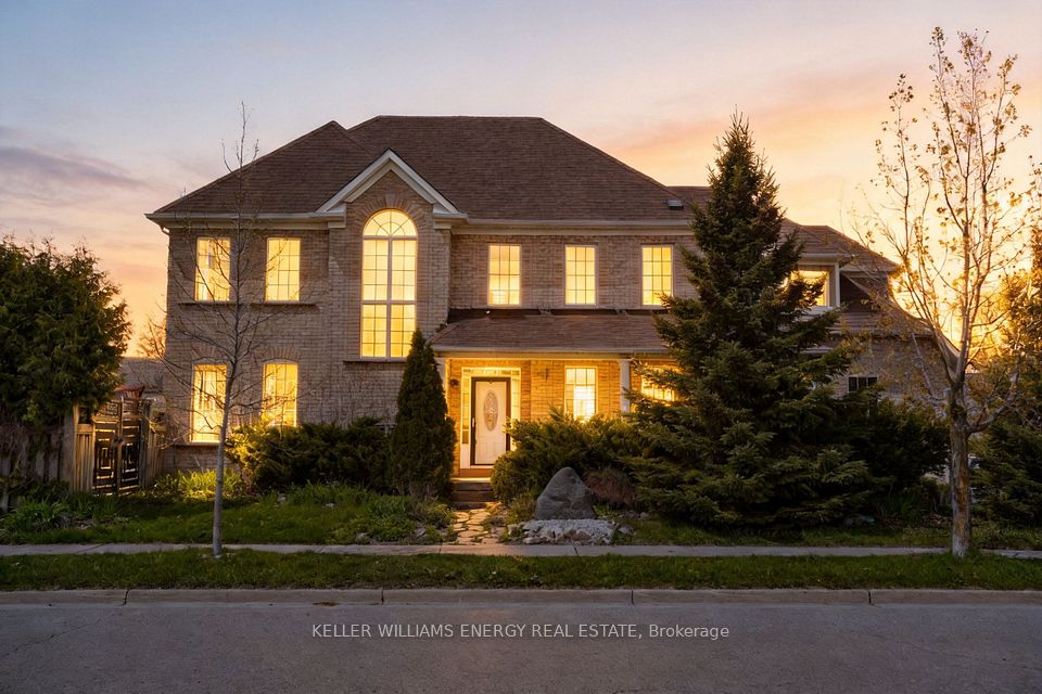 Detached at 51 Divine Drive, Whitby, ON L1R 2T5, Whitby