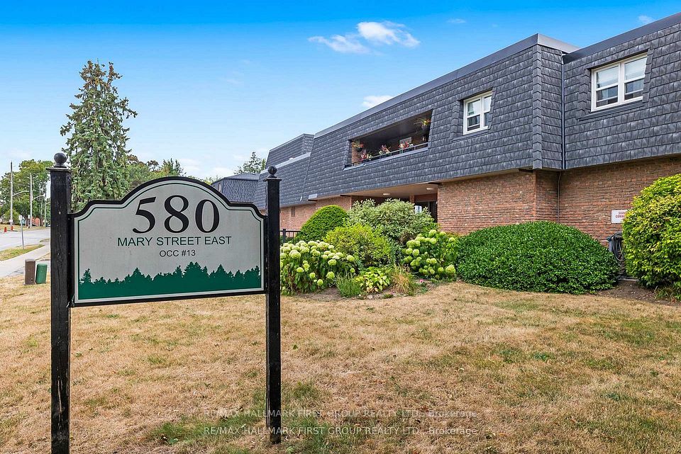 Condo Apartment at 580 Mary Street E 102, Whitby, ON L1N 2R3, Whitby