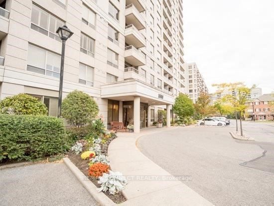 Condo Apartment at 1000 The Esplanade Avenue N 1611, Pickering, ON L1V 6V4, Pickering