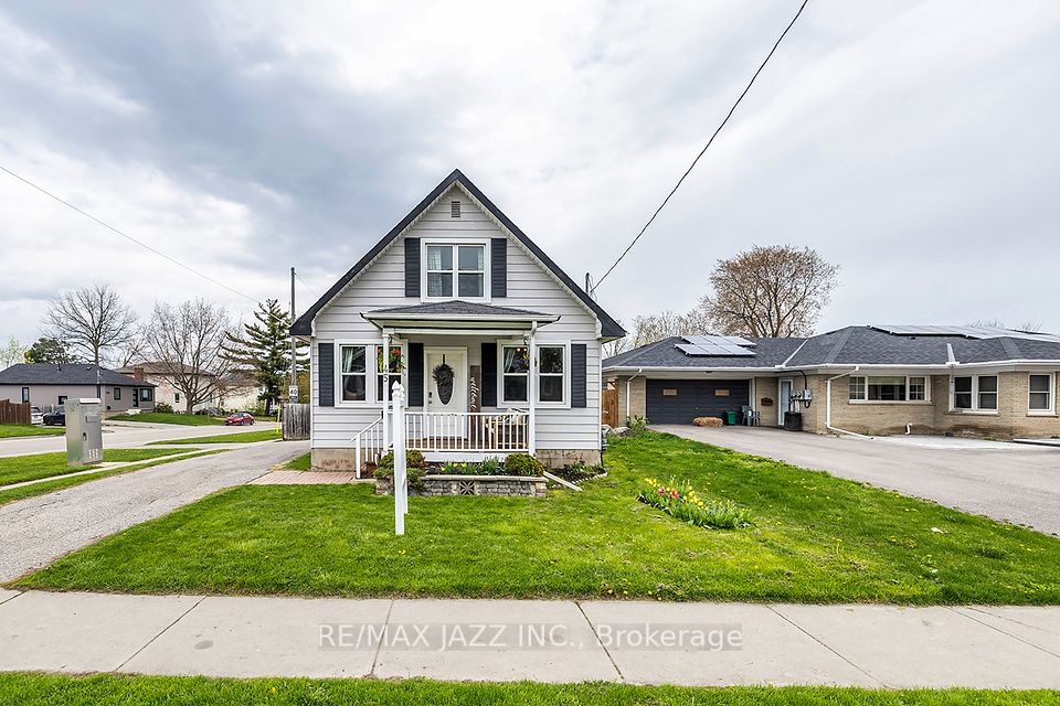 Detached at 45 Wilson Road S, Oshawa, ON L1H 6B6, Oshawa