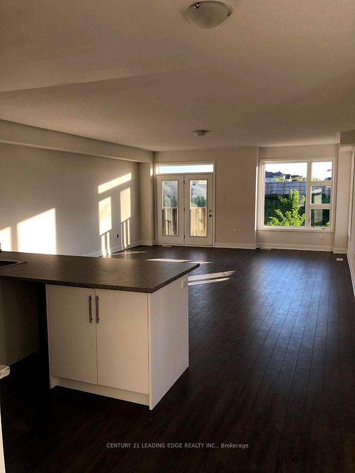 Att/Row/Townhouse at 20 Donald Fleming Way, Whitby, ON L1R 0N8, Whitby