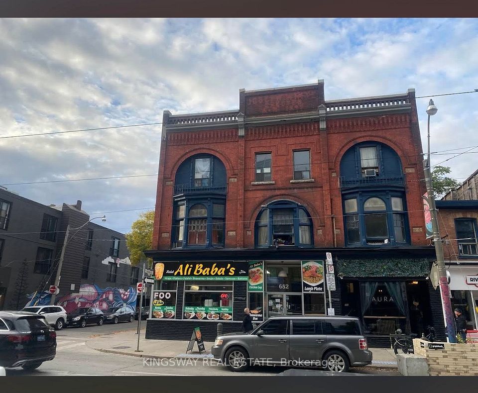 682 Queen Street E, Toronto E01, ON M4M 1G9