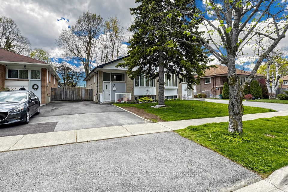 51 Greyabbey Trail, Toronto, ON M1E 1V8 at 51 Greyabbey Trail, Toronto, ON M1E 1V8, Toronto E08, ON, M1E 1V8