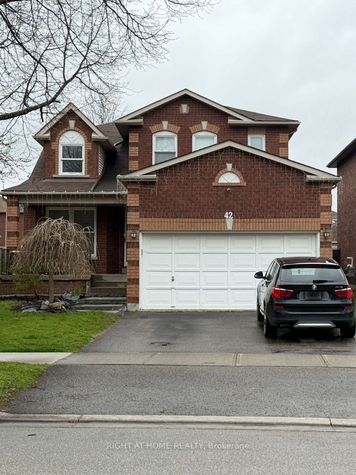 Detached at 42 Brownell Street, Whitby, ON L1R 2E9, Whitby