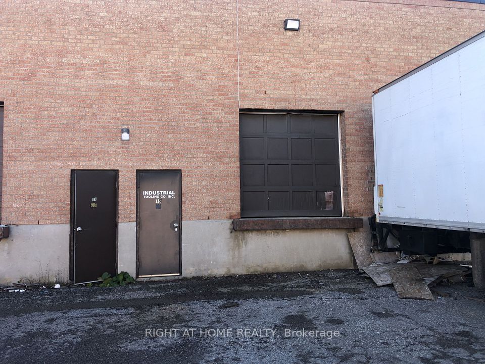 400 Finchdene Square 18, Toronto E11, ON M1X 1E2