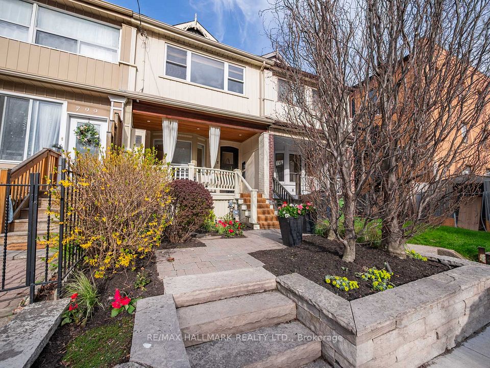 797 Carlaw Avenue, Toronto E03, ON M4K 3L1