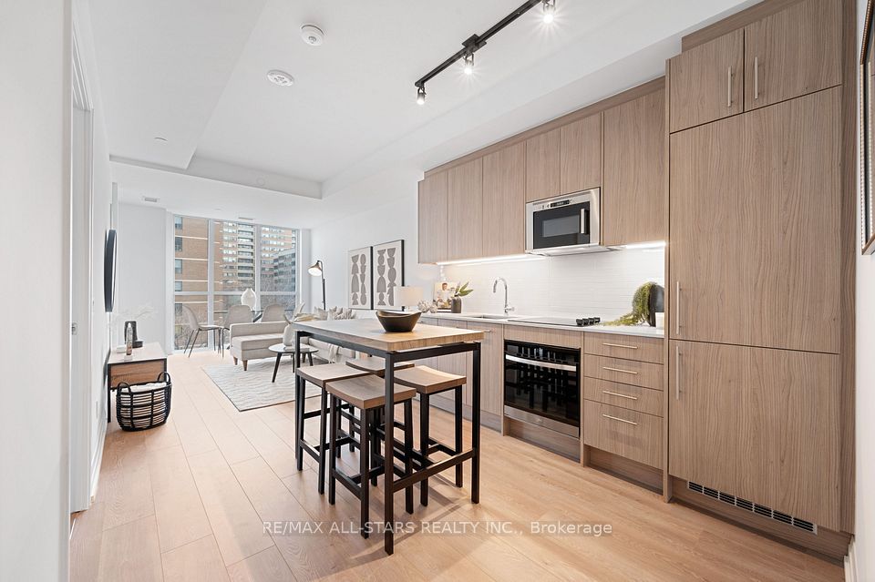 286 Main Street 408, Toronto, ON M4C 0B3 at 286 Main Street 408, Toronto, ON M4C 0B3, Toronto E02, ON, M4C 0B3