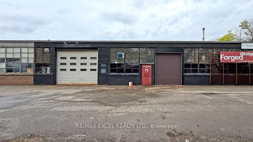 25 Waterman Avenue 29, Toronto E03, ON M4B 1Y6