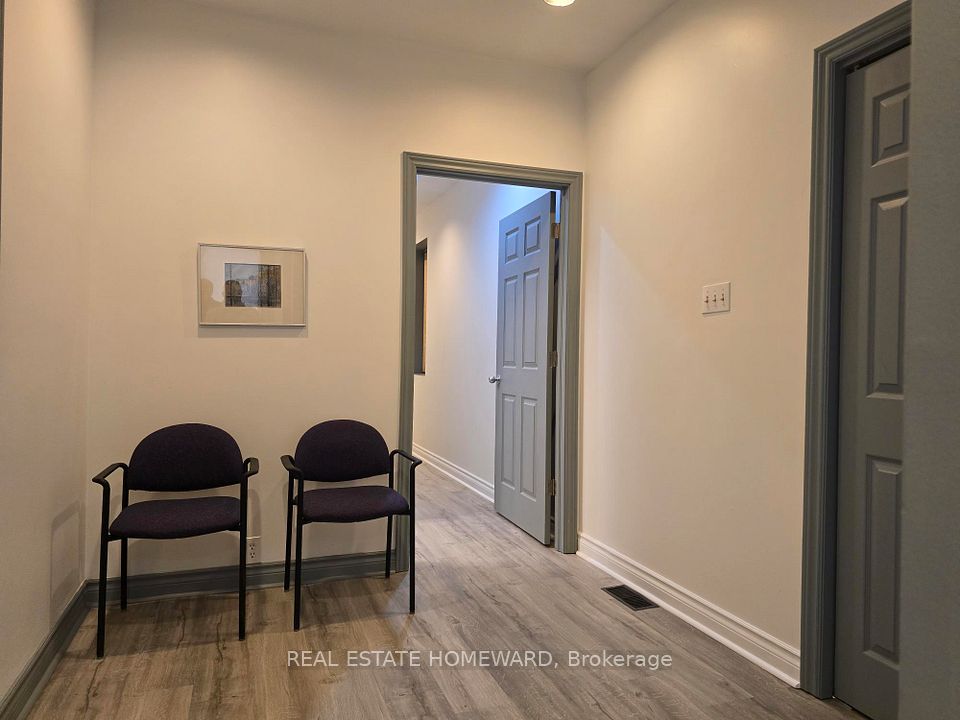 253 Danforth Avenue 100B, Toronto E01, ON M4K 1N2