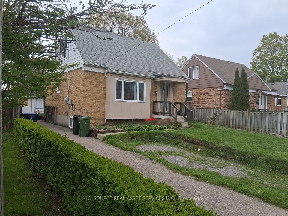 11 Ellington Drive, Toronto, ON M1R 3X6 at 11 Ellington Drive, Toronto, ON M1R 3X6, Toronto E04, ON, M1R 3X6