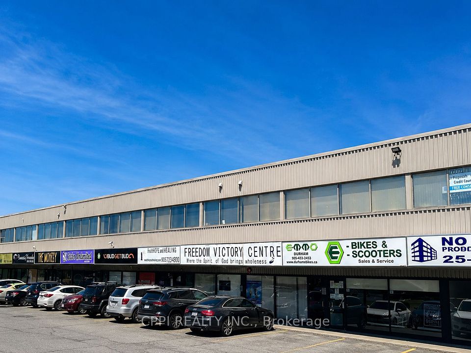 650 King Street E 217, Oshawa, ON L1H 1G5