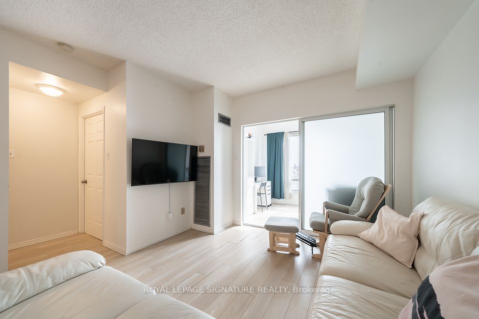 5800 Sheppard Avenue E 316, Toronto, ON M1B 5J7 at 5800 Sheppard Avenue E 316, Toronto, ON M1B 5J7, Toronto E11, ON, M1B 5J7