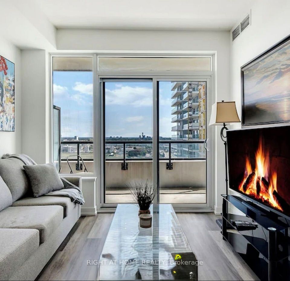 Condo Apartment at 1480 Bayly Street, Pickering, ON L1W 1L8, Pickering