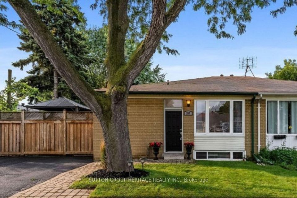 Semi-Detached  at 357 Dovedale Drive, Whitby, ON L1N 1Z8, Whitby