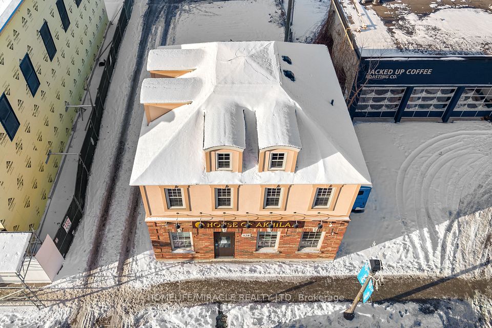 128 Brock Street N, Whitby, ON L1N 4H4