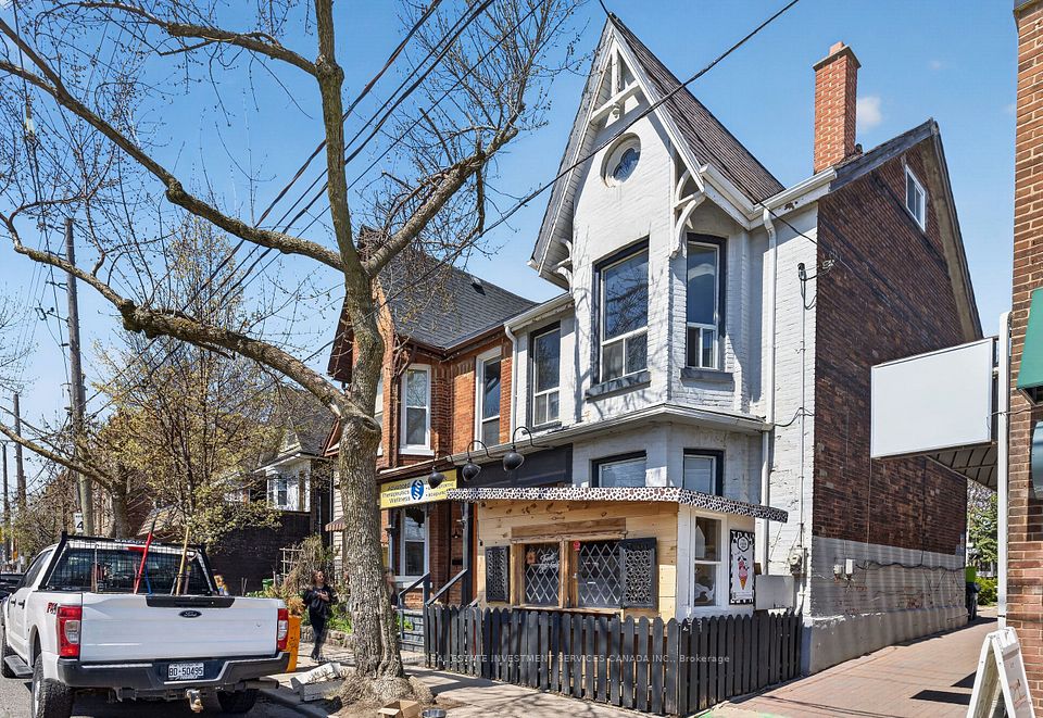 1400 Queen Street E, Toronto E01, ON M4L 1C9