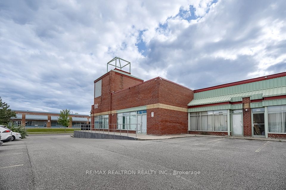 110 Ironside Crescent 8, Toronto E11, ON M1X 1M2