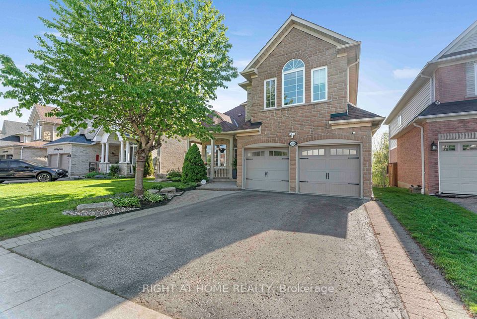 1048 Mcquay Boulevard, Whitby, ON L1P 1R8