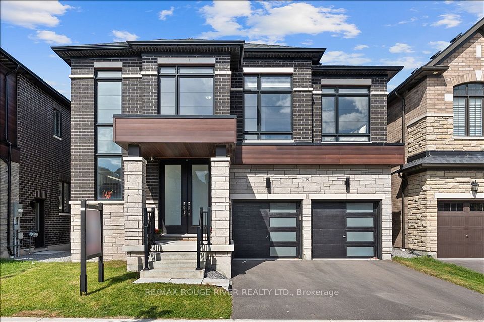 39 Armilia Place, Whitby, ON L1P 0P8