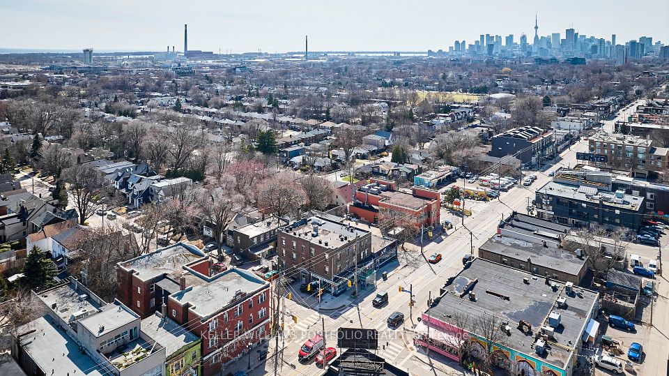 1395 Gerrard Street E, Toronto E01, ON M4L 1Z3