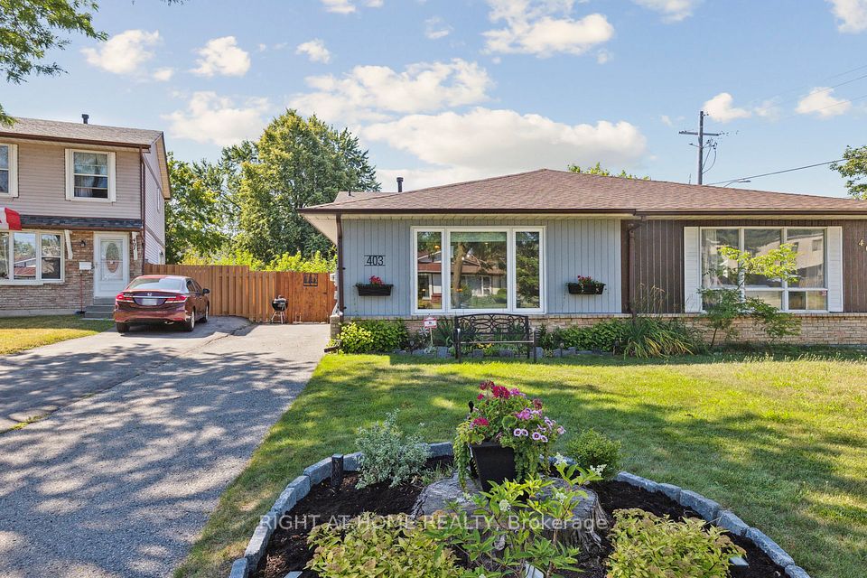 Semi-Detached at 403 Chandos Court, Oshawa, ON L1J 6R1, Oshawa