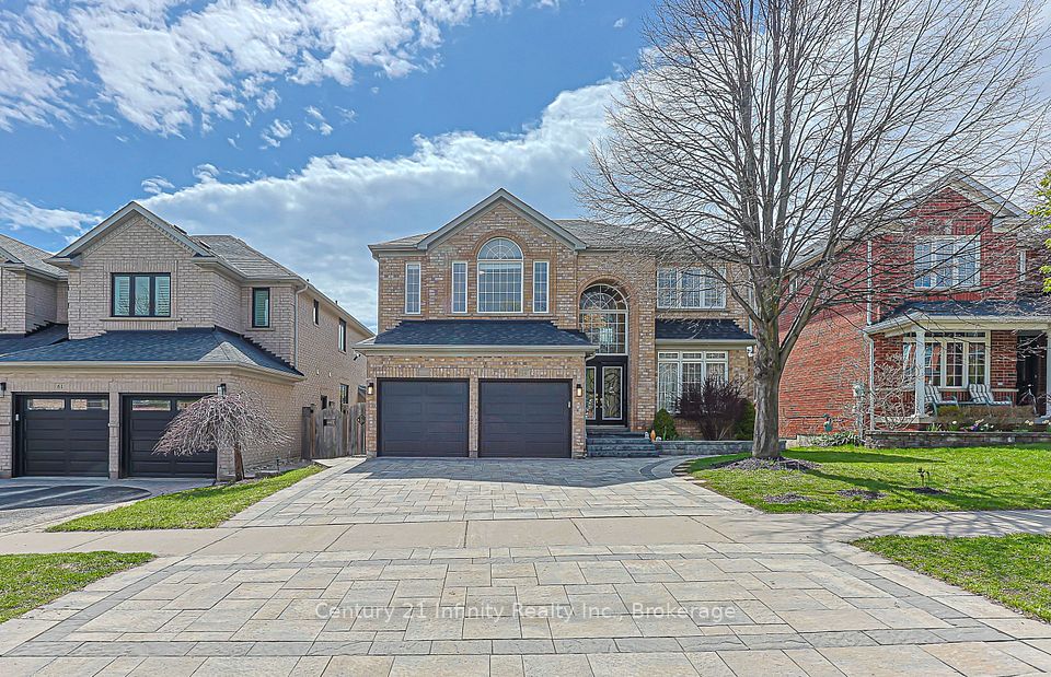 59 Splendor Drive, Whitby, ON L1P 1X5
