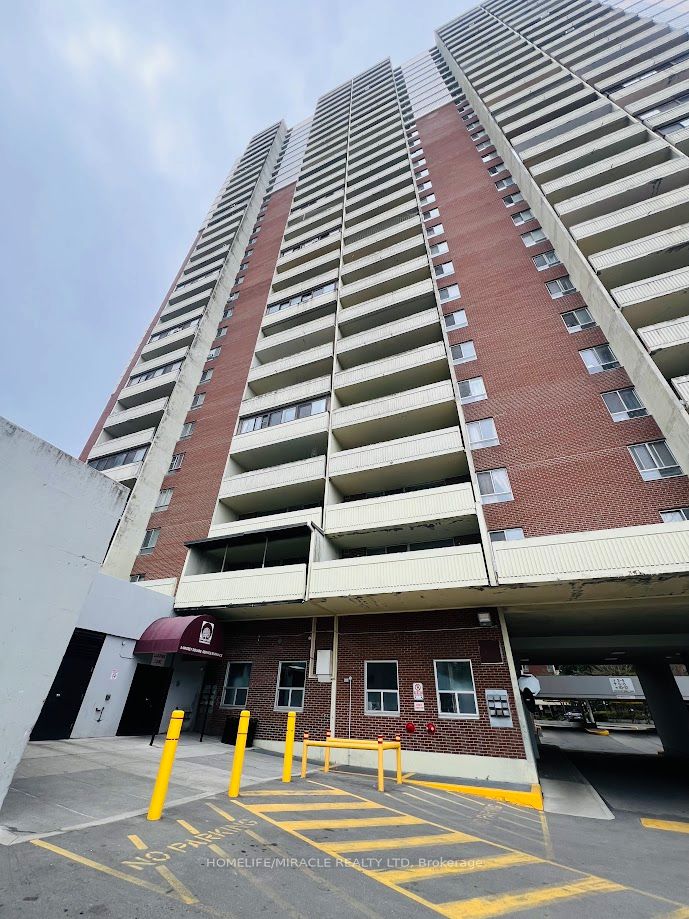 5 Massey Square 1108, Toronto, ON M4C 5L6 at 5 Massey Square 1108, Toronto, ON M4C 5L6, Toronto E03, ON, M4C 5L6